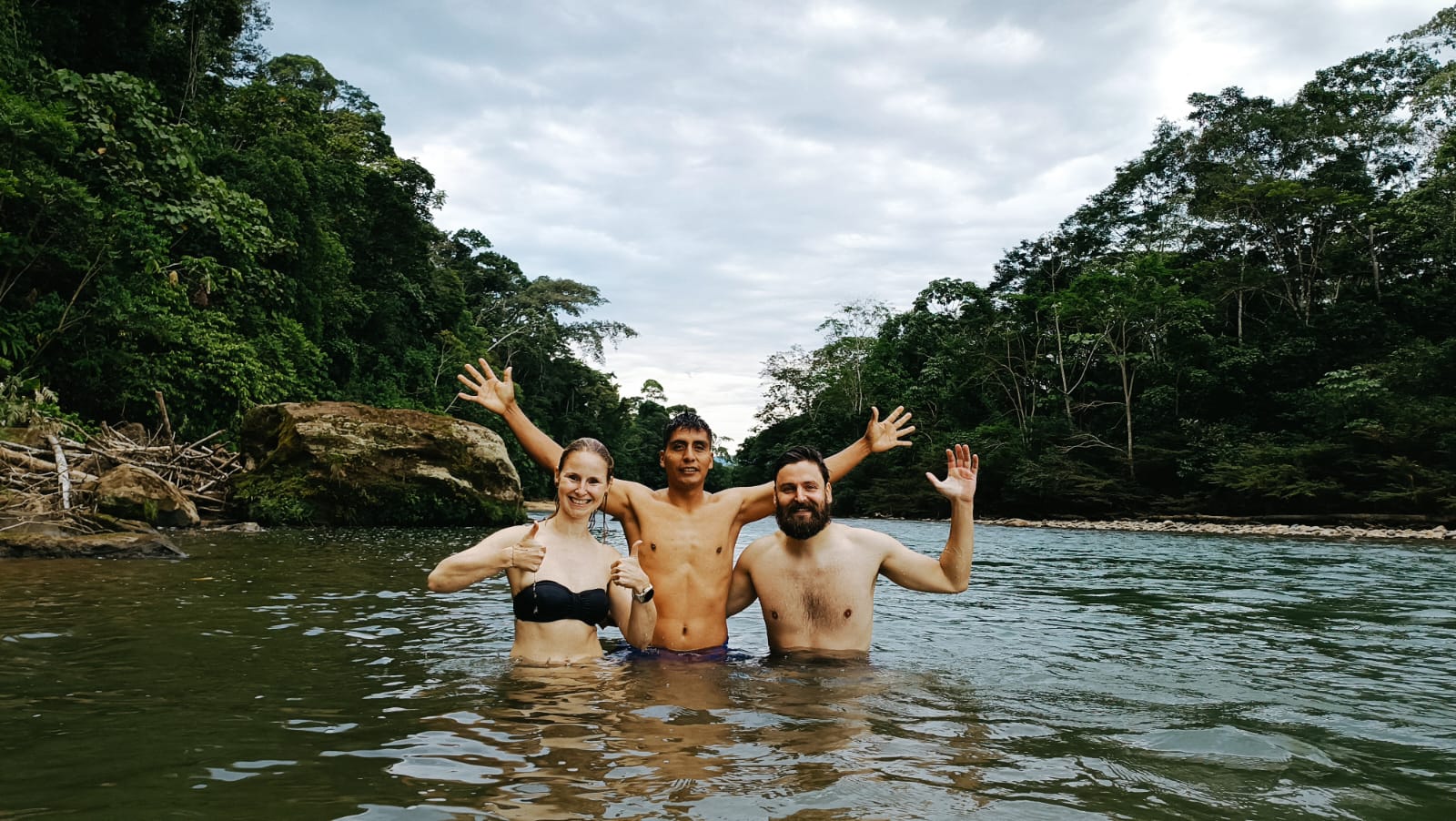 Contact Henry Eco Tours Ecuador